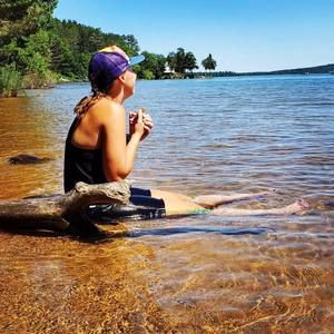 Meet your Posher, Devin